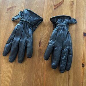 Elegant Black Leather Women's Gloves